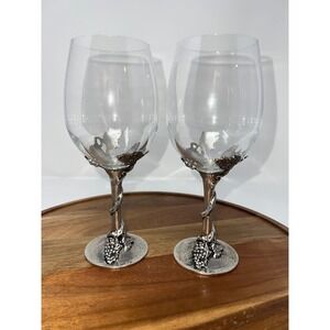 Set of 2 Silver Tone Grapevine Wine Glasses Stemware Elegant Barware